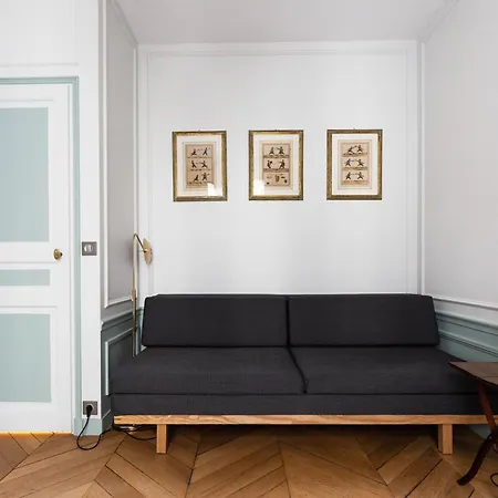 Lejlighed Veeve - Classical Features In The 9th