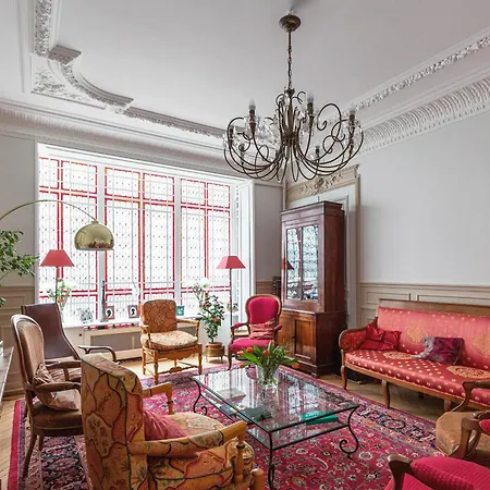 Lejlighed Veeve - Classical Features In The 9th