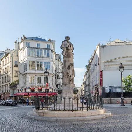 Apartamento Veeve - Classical Features In The 9th Paris