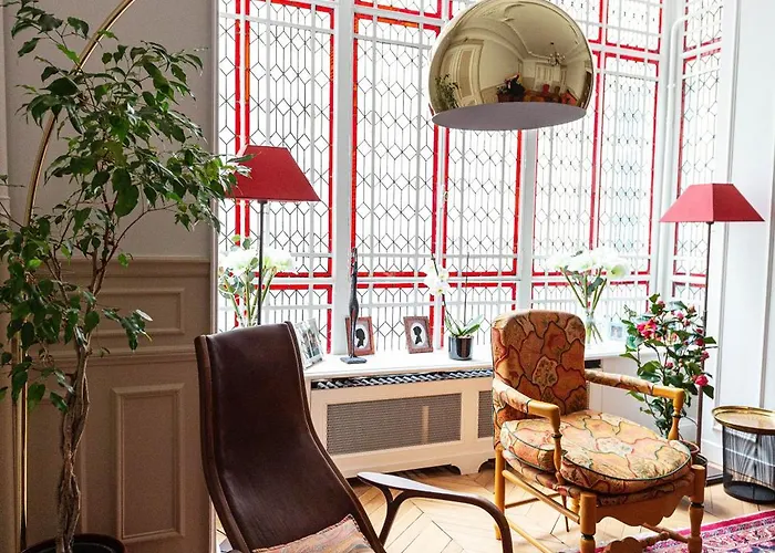 Apartamento Veeve - Classical Features In The 9th Paris